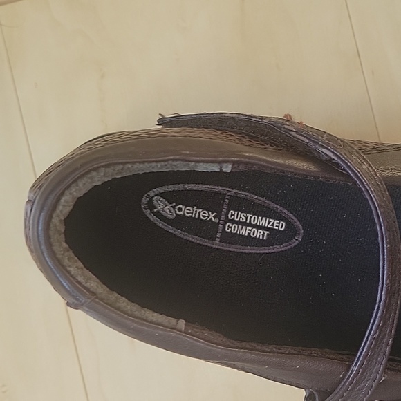 Aetrex 7.5 Brown Mary Jane, removable insert, like new condition - Picture 3 of 4